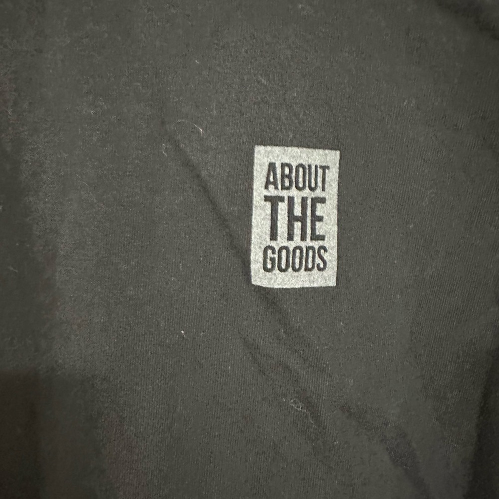 About The Goods Black & White shirt size Medium